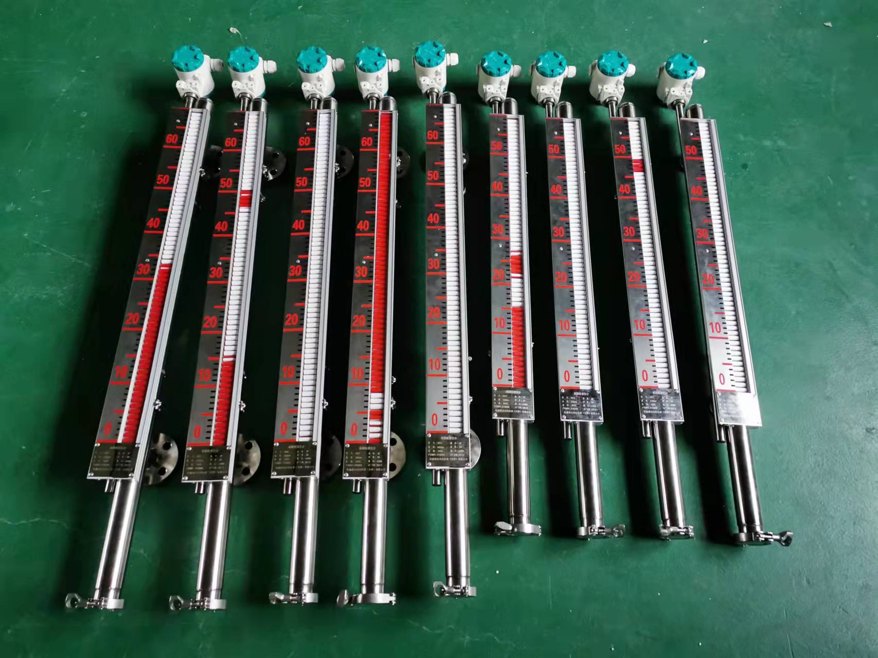 磁翻板液位計翻板自動翻轉的原因